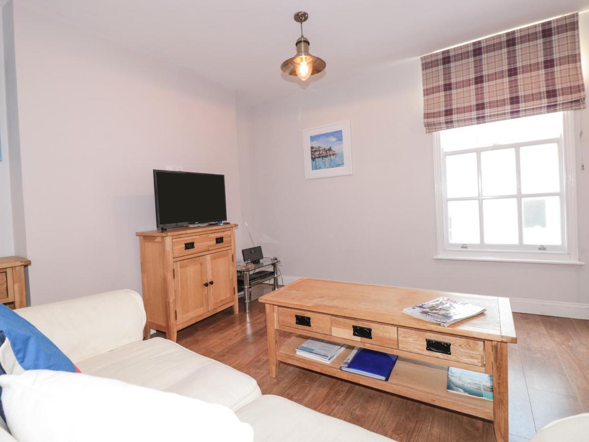 Upper 3 Apartment Dartmouth Bagian luar foto